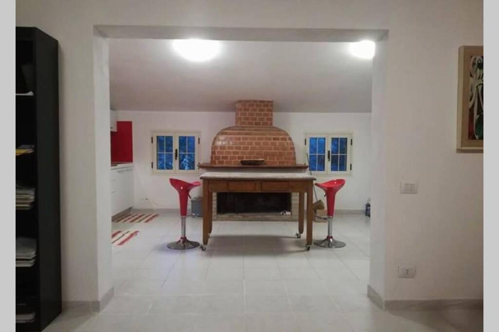 Big Relax Apartment With Swimming Pool And A Peaceful Garden In A Private Villa Сесту Екстер'єр фото