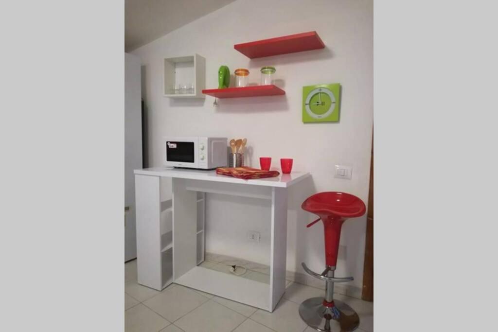Big Relax Apartment With Swimming Pool And A Peaceful Garden In A Private Villa Сесту Екстер'єр фото